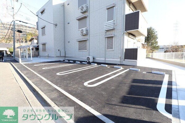 アベニール大倉山の物件内観写真